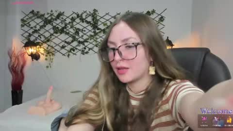 Sophi  online show from April 2026 12:23:01 AM