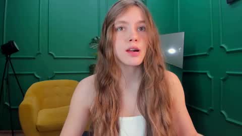 Snapshot of velvet_cherry chatting on February 2025 06:38:01 PM velvet_cherry online show from February 2025 06:38:01 PM