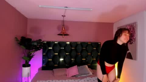 Isabella  online show from June 2026 11:47:02 AM