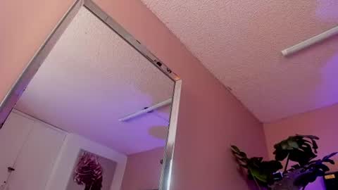 Isabella  online show from July 2026 11:57:01 AM