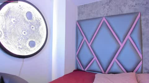 Stefany Y Diego online show from May 2026 04:04:02 PM