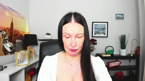 Snapshot of velvet_jasmine chatting on September 2025 06:50:02 AM Jasmine online show from September 2025 06:50:02 AM