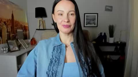 Jasmine online show from February 2026 07:04:02 AM