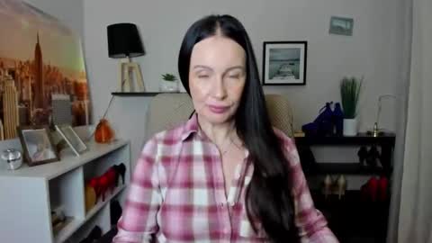 Jasmine online show from February 2026 06:22:02 AM