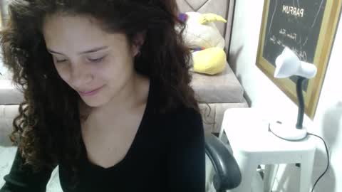 velvet_moon_v online show from November 2025 01:12:02 PM