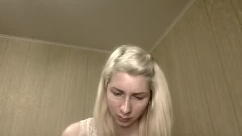 Velvet Pearl online show from July 2026 04:42:02 PM