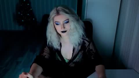 Violet online show from January 2026 11:37:02 AM