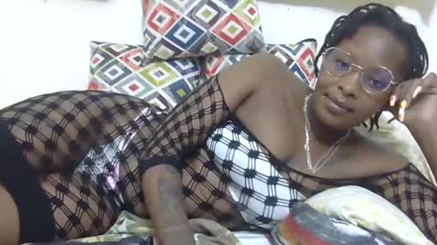 Snapshot of velvet_temptress chatting on January 2025 05:49:01 PM velvet online show from January 2025 05:49:01 PM