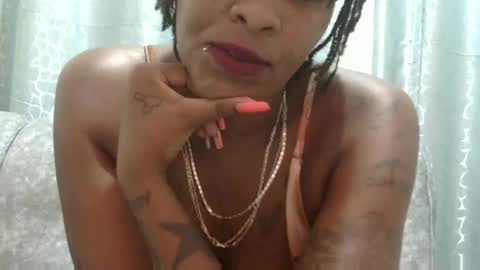 Snapshot of velvet_temptress chatting on February 2025 04:55:01 PM velvet online show from February 2025 04:55:01 PM