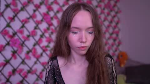 Snapshot of velvet_vice chatting on October 2025 06:17:01 PM Polly online show from October 2025 06:17:01 PM