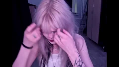 Alice online show from April 2026 07:32:01 PM