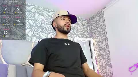 velvetdaniels_tay online show from July 2026 04:29:01 AM