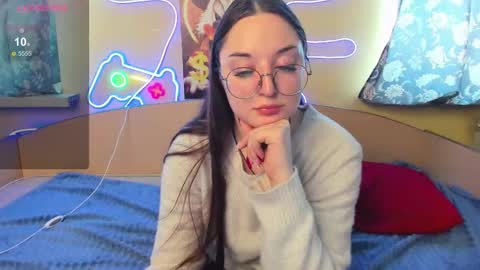 Snapshot of velvetgloww chatting on February 2026 06:40:02 AM Violetta online show from February 2026 06:40:02 AM