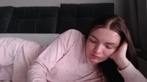 velvetmoon123 online show from May 2026 08:52:02 AM