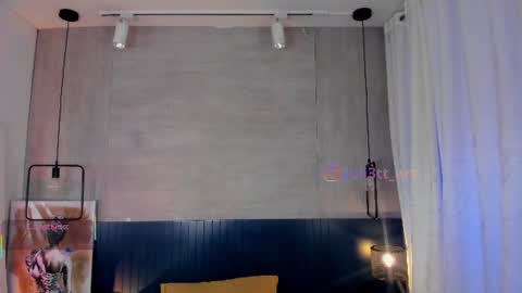 velvettease_ online show from June 2026 12:47:02 PM