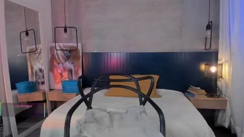 velvettease_ online show from July 2026 01:09:02 PM