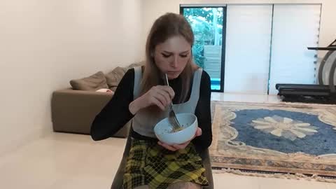 Snapshot of velvettgirl chatting on February 2026 12:37:01 PM VelvetTGirl online show from February 2026 12:37:01 PM