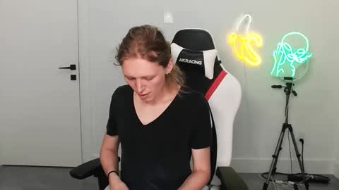 Snapshot of velvettgirl chatting on February 2026 10:47:01 PM VelvetTGirl online show from February 2026 10:47:01 PM