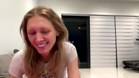 VelvetTGirl online show from March 2026 07:08:02 AM