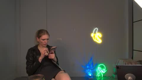 VelvetTGirl online show from April 2026 08:41:01 AM