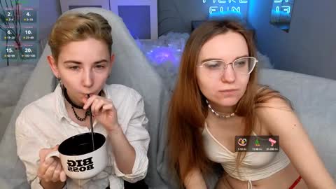 CLEOshort hair  TIna long hair  online show from January 2025 01:53:01 PM