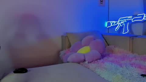 velvetvibes_ online show from May 2026 02:09:02 AM
