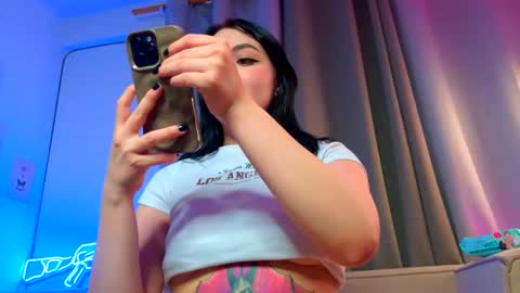 velvetvibes_ online show from June 2026 02:35:02 AM