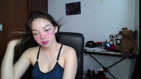 Venelope 3 online show from December 2024 02:31:02 PM