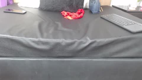 veneno hot online show from December 2024 01:19:02 PM