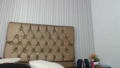 veneno hot online show from December 2024 04:25:01 PM