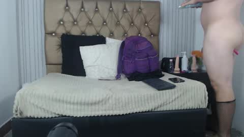 veneno hot online show from January 2025 07:49:02 PM