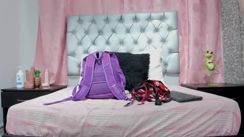 veneno hot online show from September 2025 12:51:01 PM