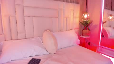 venez sofia  online show from July 2026 11:07:02 PM