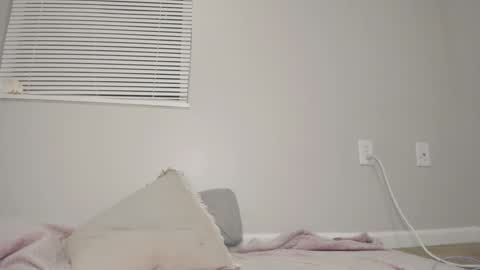 Harley   instahailharleyy online show from November 2025 02:00:01 AM