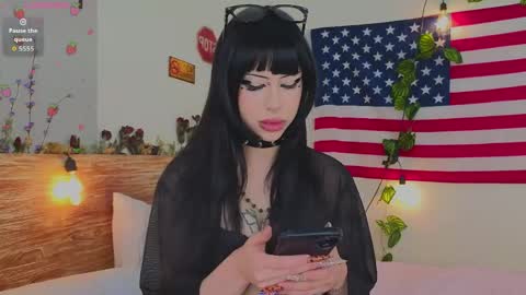 Vivian online show from April 2026 03:01:02 AM