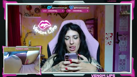 Snapshot of venomouslips chatting on October 2025 01:42:02 PM VenomLips online show from October 2025 01:42:02 PM