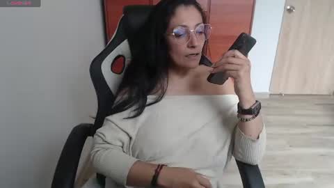 venus496613 online show from June 2026 04:44:01 PM