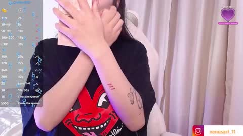 Snapshot of venus_art11 chatting on January 2025 02:11:02 AM venus_art11 online show from January 2025 02:11:02 AM