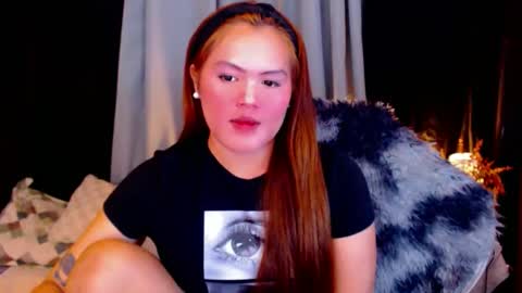 Snapshot of venus_colly chatting on November 2025 02:00:02 AM I am Colly Your mystery girl online show from November 2025 02:00:02 AM