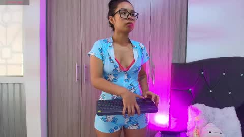 venus_hexxx online show from May 2026 11:26:02 AM