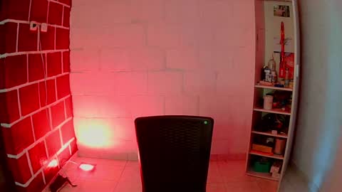 emily independent account  MY conextion 1100 GTM  to  17hr GTM online show from December 2024 05:18:02 PM