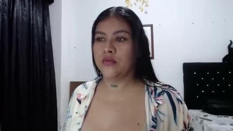 venus_menoza online show from December 2025 12:24:02 PM