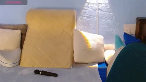 Snapshot of venus_swet chatting on October 2025 01:17:02 AM Catalina online show from October 2025 01:17:02 AM