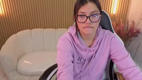 Venus  online show from December 2025 08:25:02 PM