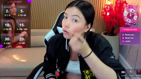 Snapshot of venus_velvet_tp chatting on May 2026 12:37:02 PM Venus online show from May 2026 12:37:02 PM