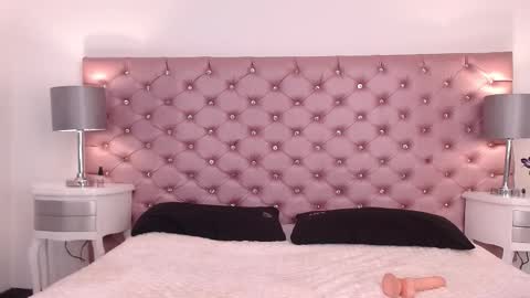 Snapshot of venusandrea29 chatting on January 2026 11:37:01 AM Venus online show from January 2026 11:37:01 AM