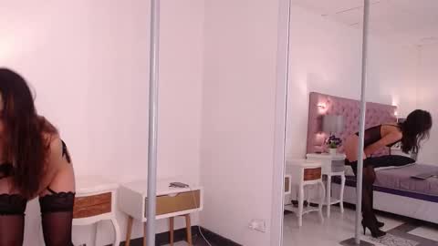 Snapshot of venusandrea29 chatting on February 2026 12:54:02 PM Venus online show from February 2026 12:54:02 PM