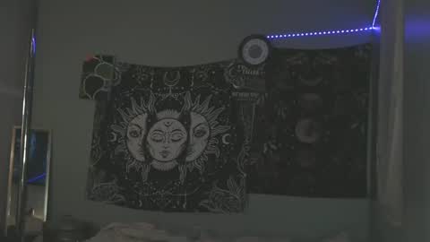 Miss Venus online show from October 2025 11:27:02 PM