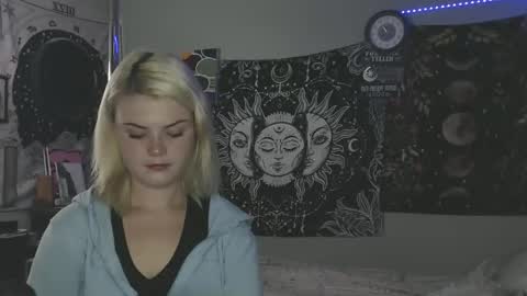 Miss Venus online show from October 2025 02:20:01 PM