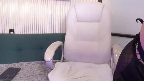 Snapshot of venuscoleman_ chatting on February 2026 09:09:02 PM Venus online show from February 2026 09:09:02 PM